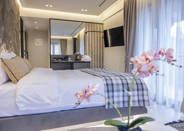 Polyzos Luxury Meteora #3 - Adults Friendly *