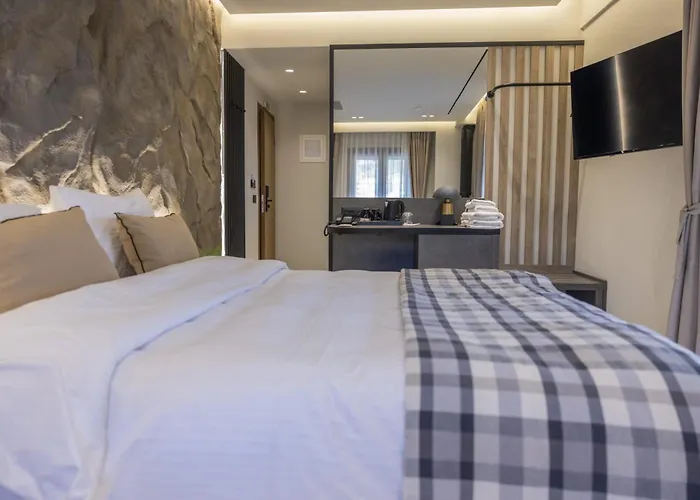 Polyzos Luxury Meteora #3 - Adults Friendly